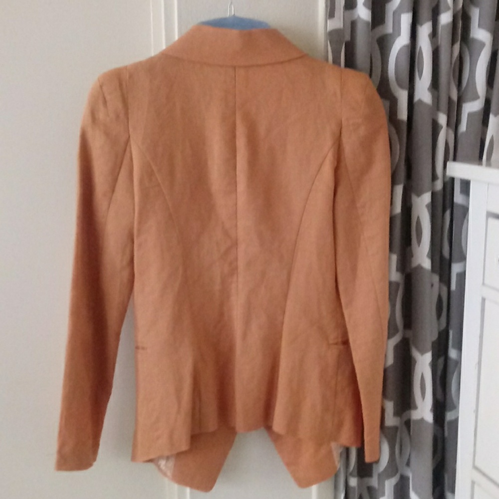 Blazer - Picture 4 of 5